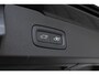 Volvo V60 T6 Automaat Plug-in hybrid AWD Plus Dark | Trekhaak | Open Grid Textiel | Visual Park Assist | Harman Kardon | Preconditioning | Google Maps | Google Assistant | Verwarmbare voorruit