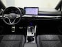 Volkswagen Golf 1.5eTSI/150PK R-Line DSG · Navigatie · Apple/Android Carplay · Camera + Parkeersensoren · Garantie tot januari 2027