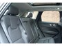 Volvo XC60 T6 AWD Essential Bright | Panoramisch Schuif-kanteldak | Lederen bekleding | Adaptieve Cruise Control| Blind spot | Extra getint Glas | Stoel en stuurverwarming| Heico Verlagingsset| 19 Inch Lichtmetalen Velgen.