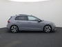 Volkswagen Golf 1.5eTSI/150PK R-Line Blackstyle DSG · Panoramadak · Camera + Parkeersensoren · Appel/Android carplay · Garantie tot december 2025
