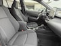 Toyota Corolla Cross Hybrid 140 Dynamic FACELIFT BLIND-SPOT STOEL/STUURVERW DRAADLOOS-LADEN NAVI PARK-SENSOREN KEYLESS APPLE/ANDROID 18"LMV