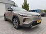 Toyota Corolla Cross HYBRID 180 EXECUTIVE NIEUW MODEL! PARKSENSOREN ANDROID/APPLE STOEL/STUURVERW DODEHOEK 360° CAMERA LEDER P-SENSOREN JBL-AUDIO BLIND-SPOT EL-KLEP
