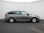 Skoda Octavia Combi 1.0 TSI Sport Business 110 PK | Trekhaak | Adaptieve cruise control | Parkeersensoren voor & achter | Verkeersborddetectie