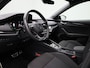 Skoda Octavia Combi 1.4 TSI iV PHEV Sportline Business 204 PK | Automaat | Trekhaak | LED Koplampen | Navigatie | Climate Control | Stoelverwarming | Cruise Control | Privacy Glass | Parkeersensoren | Lichtmetalen velgen |