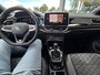 Volkswagen T-Roc 1.5 TSI R-Line Edition Virtual Cockpit Stuur/stoelverwarming PDC V+A  Camera achter Android Auto