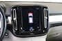 Volvo XC40 2.0 T4 Automaat - Leder - HarmanKardon - Stoelverwarming