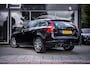 Volvo V60 2.4 D6 Twin Engine R-Design|Hybrid|Trekh|Navi|AWD|Memory|18'LMV|Cruise|NAP|