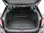Volkswagen Passat Variant 1.5 TSi 150 Pk Automaat R-Line | Adaptive Cruise | CarPlay | Navigatie | Bluetooth | Parkeersensoren | Stoelverwarming | 17 Inch | Trekhaak |