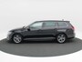 Volkswagen Passat Variant 1.5 TSi 150 Pk Automaat R-Line | Adaptive Cruise | CarPlay | Navigatie | Bluetooth | Parkeersensoren | Stoelverwarming | 17 Inch | Trekhaak |