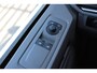 Volkswagen e-Transporter Life L2 64 kWh | VOOR MEKAAR DEALS | 218 pk | Trekhaak | Stoelverwarming |  Achteruitrijcamera | PDC