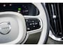 Volvo XC90 T8 Plug-in hybrid AWD Ultra Dark | Actieve Luchtvering | Bowers & Wilkins | | Massagefunctie voorstoelen | 22" 7-Dubbelspaaks Black Diamond Cut wielen| Donker getint glas