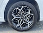 Hyundai Tucson 1.6 T-GDI HEV N Line | Sidesteps | 1650 kg trekvermogen | Geïntegreerde navigatiesysteem | Stoelverwarming | Android Auto & Apple Carplay | 19'' Lichtmetalen velgen |
