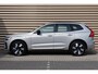 Volvo XC60 T6 Plug-in hybrid AWD Ultra Dark | Trekhaak elektr. | Head-up display | Panoramadak