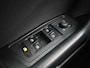 Volkswagen T-Roc 1.5 TSI Life AUTOMAAT | Apple Carplay | Parkeersensoren | Navigatie | DAB+ | Adaptieve Cruise Control |