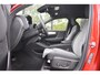 Volvo XC40 B4 197pk Plus Dark | Driver Assist | Trekhaak | Harman Kardon