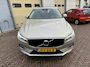 Volvo XC60 2.0 T8 Twin Engine AWD Momentum Pro | Panoramadak | ACC & Pilot Assist | Camera