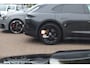 Audi RS6 Avant TFSI quattro / Trekhaak / Panoramadak / Keramisch / 360Camera / Head-up / Softclose / Standverwarming / B&O / Volleder / 22'' /  Apple CarPlay / Achterasbesturing / Luchtvering / Dodehoek / DAB / ACC / St