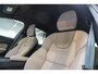 Volvo XC60 T6 Plug-in hybrid AWD Business Edition 350pk | All Seasonbanden| Harman/Kardon | Stoelverwarming V+A | Rondomzicht Parkeercamera| Parkeer Sensoren V+A | Full Led Koplampen | Pilot Assist |