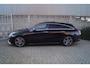 Mercedes-Benz CLA Shooting Brake 200 Business Solution AMG Autom Panodak Adaptieve Cruise Navi Camera Clima Matrix LED ENZ