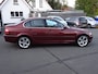 BMW 3-Serie 330xi Executive Automatische airco, navigatie, licht metalen velgen, lederen bekleding, trekhaak, cruise controle, enz.