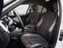 BMW 3-Serie 318i High Executive Sportline (STOELVERWARMING, HEAD-UP DISPLAY, SPORTSTOELEN LEER, CLIMATE CONTROL, NAVIGATIESYSTEEM)