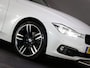 BMW 3-Serie 318i High Executive Sportline (STOELVERWARMING, HEAD-UP DISPLAY, SPORTSTOELEN LEER, CLIMATE CONTROL, NAVIGATIESYSTEEM)
