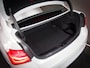 BMW 3-Serie 318i High Executive Sportline (STOELVERWARMING, HEAD-UP DISPLAY, SPORTSTOELEN LEER, CLIMATE CONTROL, NAVIGATIESYSTEEM)