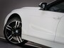BMW 3-Serie 318i High Executive Sportline (STOELVERWARMING, HEAD-UP DISPLAY, SPORTSTOELEN LEER, CLIMATE CONTROL, NAVIGATIESYSTEEM)