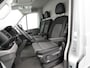 Volkswagen Crafter 35 2.0 TDI L3H3 Highline Camera Pdc Acc Trekhaak Navigatie Carplay Parkassist