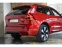 Volvo XC60 T6 Plug-in hybrid AWD Ultra Dark | Panoramadak | Semi Electrische Wegklapbar Trekhaak | 360° Parkeercamera | Stoelverwarming | Lederen Bekleding | Google Infotainment | Parkeersensoren voor + achter | Adaptive Cruise Control