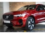 Volvo XC60 T6 Plug-in hybrid AWD Ultra Dark | Panoramadak | Semi Electrische Wegklapbar Trekhaak | 360° Parkeercamera | Stoelverwarming | Lederen Bekleding | Google Infotainment | Parkeersensoren voor + achter | Adaptive Cruise Control