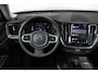 Volvo XC60 T6 Plug-in hybrid AWD Ultra Dark | Panoramadak | Semi Electrische Wegklapbar Trekhaak | 360° Parkeercamera | Stoelverwarming | Lederen Bekleding | Google Infotainment | Parkeersensoren voor + achter | Adaptive Cruise Control