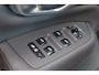 Volvo XC90 T8 Recharge AWD Plus Bright - LONG RANGE - Panorama/schuifdak - IntelliSafe Assist & Surround - 360º Camera - Harman/Kardon audio - Adaptieve LED koplampen - Verwarmde voorstoelen, stuur & achterbank - Parkeersensoren voor & achter - Elektr. bedienb. voorstoelen met geheugen - Head up display - Draadloze tel. lader - Extra getint glas - 21' LMV