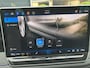 Volkswagen Tiguan DSG 1.5 e R-Line BUSINESS, BLACK STYLE ,PANO, 20 INCH , TREKHAAK , HUD , STUUR + STOEL VERWARMING , HARMAN KORDON , 15 INCH DISPLY , MASSAGE STOEL LINKS + RECHTS , ACC , DYNAMIC ASSIST , SUBWOOFER , VOL