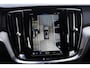 Volvo V60 2.0 T6 Plug-in hybrid AWD Plus Dark | 2000 kg trekgewicht | Elektrische stoelen met geheugen | Harman/Kardon Audio | Stoel & Stuurverwarming | Dodehoeksensoren | adaptieve cruise controle |