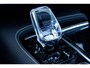 Volvo V60 T6 Plug-in hybrid AWD Plus Dark Panoramadak | Verwarmbare Voorstoelen en Stuurwiel | Semi-Elektrische Trekhaak | Verwarmbare Voorruit | Premium Audio by Harman Kardon | Adaptieve Cruise Control | Park Assist