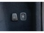Volvo V60 T6 Plug-in hybrid AWD Plus Dark Panoramadak | Verwarmbare Voorstoelen en Stuurwiel | Semi-Elektrische Trekhaak | Verwarmbare Voorruit | Premium Audio by Harman Kardon | Adaptieve Cruise Control | Park Assist