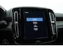 Volvo XC40 2.0 B4 R-Design | Elek. stoelen | ACC | H&K Audio | 360 camera | 19 inch | Stoel+ stuurverw. |