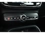 Volvo XC40 2.0 B4 R-Design | Elek. stoelen | ACC | H&K Audio | 360 camera | 19 inch | Stoel+ stuurverw. |