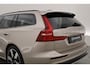 Volvo V60 2.0 T6 Plug-in hybrid AWD Plus Dark | Pano-dak | Head-up | H&K audio | 360 camera | MJ25 |