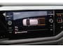 Volkswagen Polo 2.0 TSI GTI Panoramadak/Navigatie/Virtual cockpit/Adaptive cruise control/Climat control/Stoelverwarming/Apple carplay/Parkeersensoren rondom/Draadloze telefoonlader/18'' Lichtmetalen velgen.