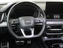 Audi Q5 50 TFSI e S edition | Panoramadak | Stoelverwarming | Optiek zwart Plus | LED matrix verlichting | Navigatie Plus | Virtual cockpit Plus | Achteruitrijcamera |
