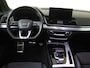 Audi Q5 50 TFSI e S edition | Panoramadak | Stoelverwarming | Optiek zwart Plus | LED matrix verlichting | Navigatie Plus | Virtual cockpit Plus | Achteruitrijcamera |