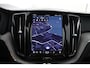 Volvo XC60 T6 Plug-in hybrid AWD Ultra Dark | Panoramadak | 360 Camera | Head-up display | Stoel en stuurwielverwarming | Trekhaak | BLIS | LED |