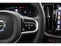 Volvo XC60 T6 Plug-in hybrid AWD Ultra Dark | Panoramadak | 360 Camera | Head-up display | Stoel en stuurwielverwarming | Trekhaak | BLIS | LED |