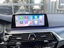 BMW 5-Serie Touring 530D LCI M-Pakket CARPLAY|TREKHAAK|CAMERA|LED KOPLAMPEN|M SPORT INTERIEUR|SFEERVERLICHTING|STOELVERWARMING