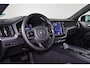 Volvo XC60 T6 Recharge AWD Plus Dark - LONG RANGE - Panorama/schuifdak - IntelliSafe Assist & Surround - 360º Camera - Harman/Kardon audio - Adaptieve LED koplampen - Verwarmde voorstoelen, stuur & achterbank - Parkeersensoren voor & achter - Elektr. bedienb. voorstoelen met geheugen - Draadloze tel. lader - Elektr. inklapbare trekhaak - 21' LMV