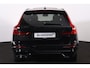 Volvo XC60 T6 Recharge AWD Plus Black Edition - Luchtvering - Panorama/schuifdak - IntelliSafe Assist & Surround - 360º Camera - Bowers & Wilkins audio - Adaptieve LED koplampen - Verwarmde voorstoelen, stuur & achterbank - Parkeersensoren voor & achter - Elektr. bedienb. voorstoelen met geheugen - Draadloze tel. lader - Extra getint glas - Elektr. inklapbare trekhaak - 21' LMV