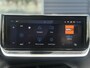 Peugeot e-208 EV Allure 51 kWh | Adaptive Cruise Control | Climate Control | Parkeercamera/-sensoren | Full LED | Navigatie | Keyless Start | Apple Carplay/Android Auto | Dodehoek | Draadloze telefoonlader |