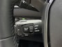 Peugeot e-208 EV Allure 51 kWh | Adaptive Cruise Control | Climate Control | Parkeercamera/-sensoren | Full LED | Navigatie | Keyless Start | Apple Carplay/Android Auto | Dodehoek | Draadloze telefoonlader |